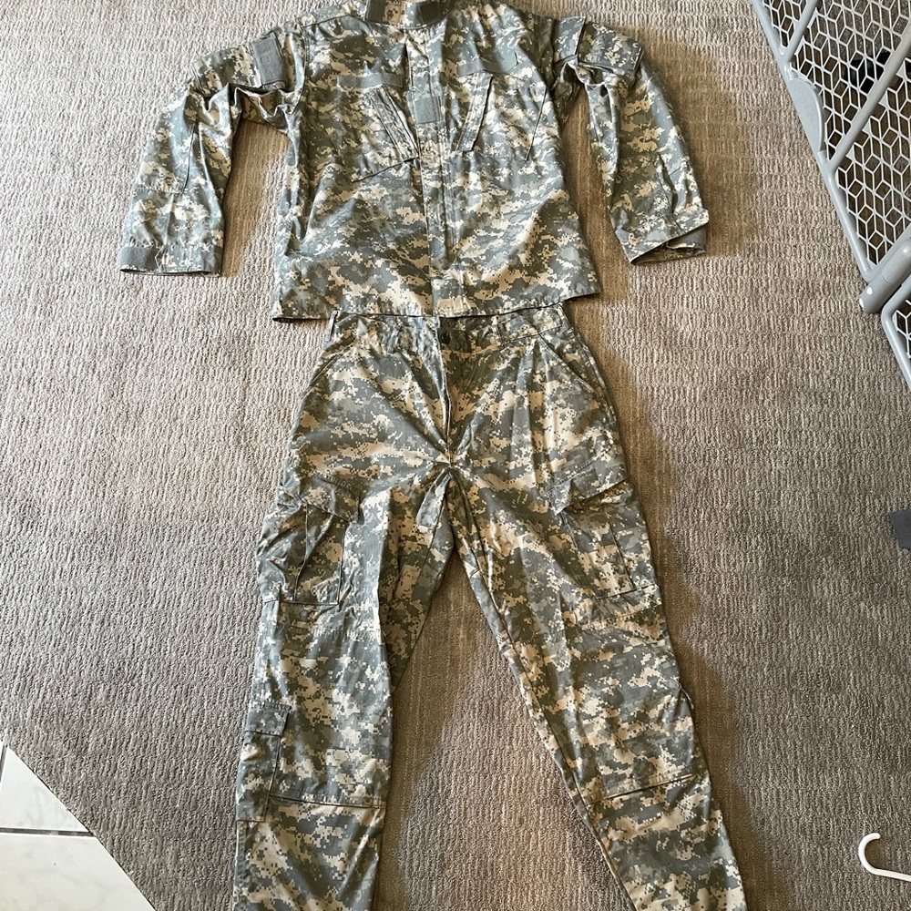 Army Digital ACU Uniform Jacket and Pants